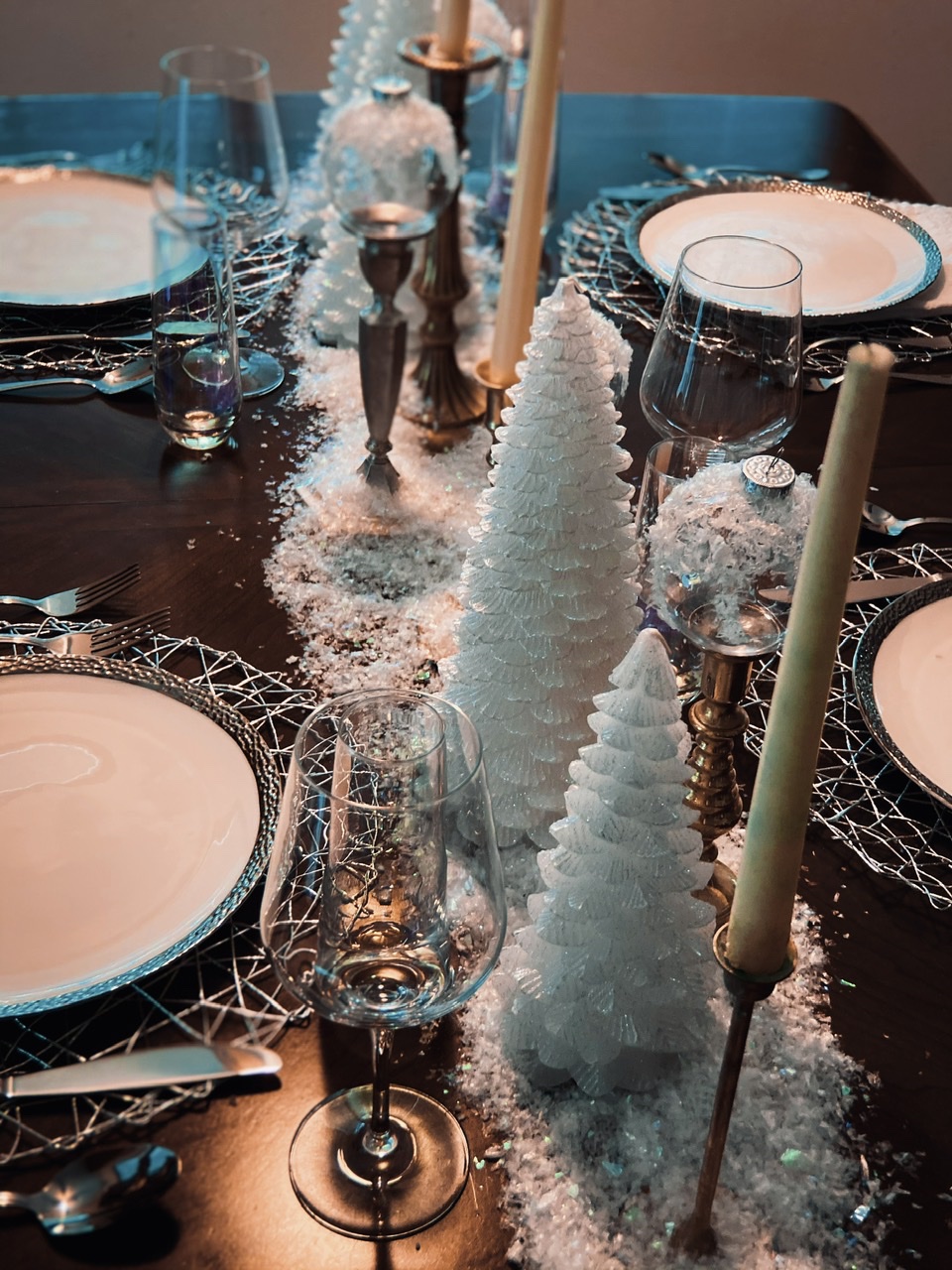 Snowy Night Xmas Dinner Table Design 2020